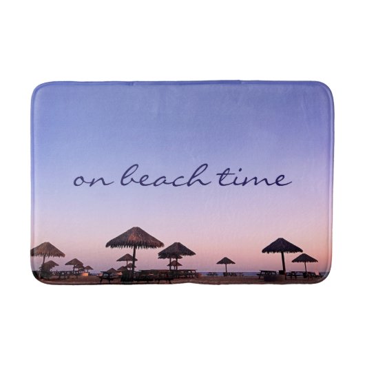 On Beach Time Lila California Sunset Foto Badematte (Vorderseite)