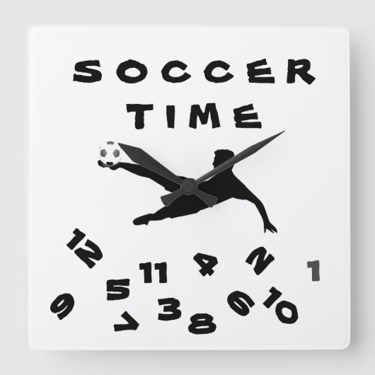 "ON ***SOCCER TIME**** WITH THIS FUN CLOCK QUADRATISCHE WANDUHR (Vorderseite)