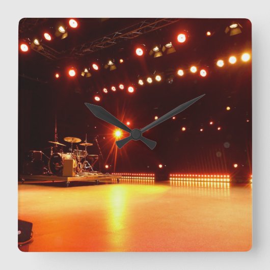 On stage quadratische wanduhr (Vorderseite)