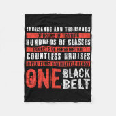 One Black Belt Funny Martial Arts Karate Taekwondo Fleecedecke (Vorderseite)