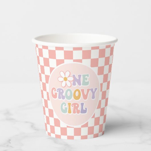 One Groovy Girl Pink Daisy Schachbrett Pappbecher (Vorderseite)