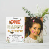 One Happy Butterfly 1st Wildflower Birthday Photo Einladung (Stehend Vorderseite)