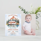 One Happy Camper 1. Geburtstag Camping Foto Einladung (Stehend Vorderseite)