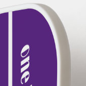 One Happy Pickler Lila White Initials Funny Pickleball Schläger (Linke Seite)