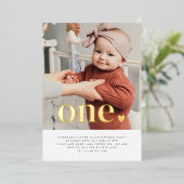 One Heart Foto First Birthday Gold Folieneinladung (Stehend vorne)