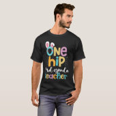 One Hip 2nd Grade Teacher Cute Happy Easter Bunny T-Shirt (Vorne ganz)