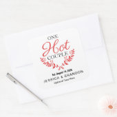 One Hot Couple Square Label HS036sqn Quadratischer Aufkleber (Umschlag)