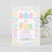 One Is Fun Colorful Confetti Balloon 1st Birthday Einladung (Stehend Vorderseite)