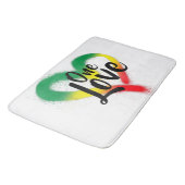 One Liebe One Heart Reggae Vibes Badematte (Schrägansicht)