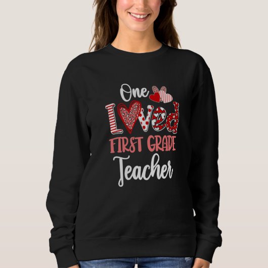 One Loved First Grade Teacher Shirt - Cute Valenti (Vorderseite)