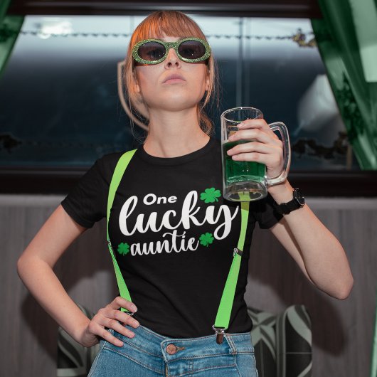 One Lucky Auntie Funny St Patrick Day T-Shirt