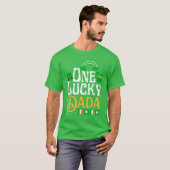 One Lucky Dada St Patricks Day Funny Irish T-Shirt (Vorne ganz)
