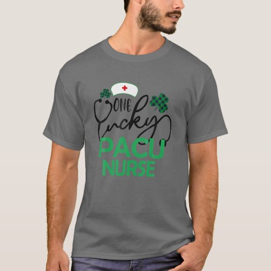 One Lucky Dialysis Nurse Messy Bun Kleeblatt St Pa T-Shirt (Vorderseite)