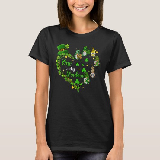 One Lucky Grandma Gnomies Irish Shamrocks St Patri T-Shirt (Vorderseite)