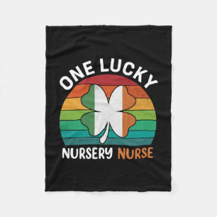 One Lucky Kinderzimmer Nurse Fleecedecke