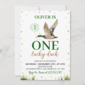 One Lucky Mallard Duck Birthday Einladung (Vorderseite)