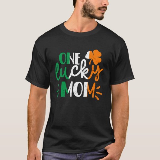 One Lucky Mom St Patricks Day Irish Flag Ireland F T-Shirt (Vorderseite)