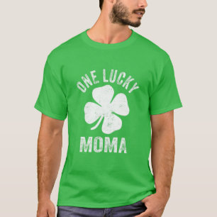 One Lucky Moma Vintag St Patrick Day Gift T-Shirt