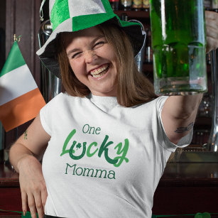 One Lucky Momma   Individualisierbarer St Patrick' T-Shirt
