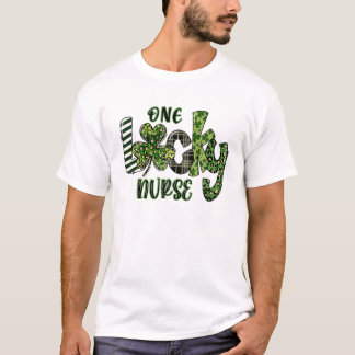 One Lucky Nurse Leopard Kariert St Patrick’s Day 2 T-Shirt