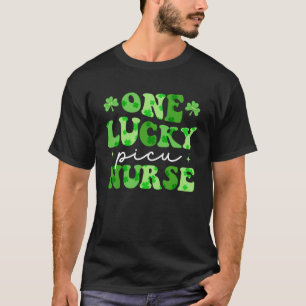 One Lucky PICU Nurse Retro St Patricks Day Pediatr T-Shirt
