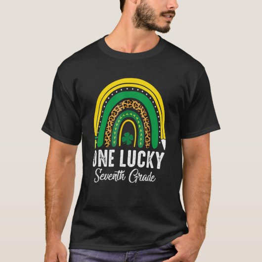 One Lucky Seventh Grade Rainbow St Patricks Day Te T-Shirt (Vorderseite)