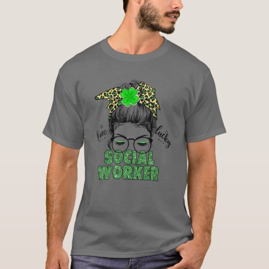 One Lucky Social Worker - St Patrick's Day T-Shirt (Vorderseite)