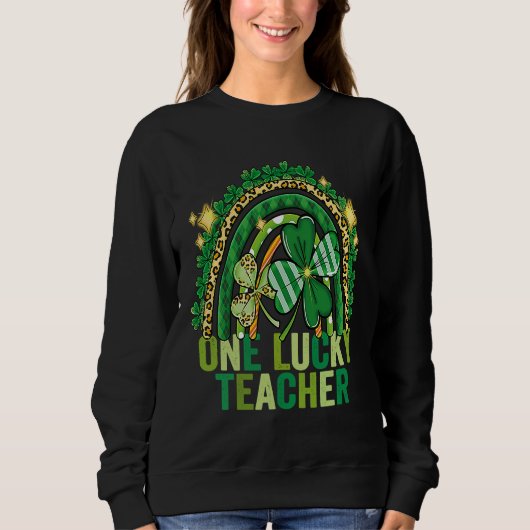 One Lucky Teacher Groovy Retro Rainbow St Patricks Sweatshirt (Vorderseite)