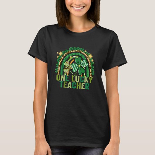 One Lucky Teacher Groovy Retro Rainbow St Patricks T-Shirt (Vorderseite)