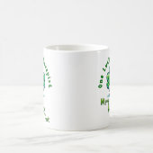 One Lucky Therapist St. Patrick's Day Fun Design Kaffeetasse (Mittel)