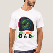 One Lucky Vater - Clover Creek Carnival T-Shirt (Vorderseite)