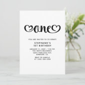 One Niedlich Hearts Script 1. Geburtstag Einladung (Stehend Vorderseite)