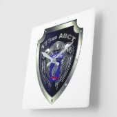 One of a Kind 173rd Airborne Brigade Combat Team Quadratische Wanduhr (Winkel)