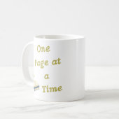 One Page at a Time – Mindful Reading Design Kaffeetasse (Vorderseite Links)