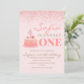 One Pink Sparkle Glitzer Sweet 1st Birthday Party Einladung (Stehend Vorderseite)