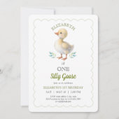 One Silly Goose Green Gingham Baby First Birthday Einladung (Vorderseite)