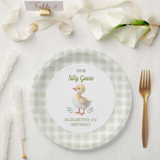 One Silly Goose Green Gingham Baby First Birthday Pappteller (Hochzeit)