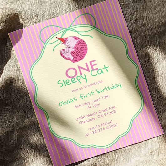 One Sleepy Cat 1st Birthday – Yellow Stripes Einladung