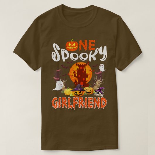 One Spooky Funny Girlfriend Halloween Couple Costu T-Shirt (Design vorne)