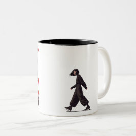 One Step Forward Minimalist Graphic Design Zweifarbige Tasse