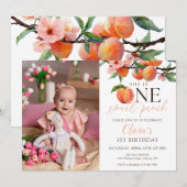 One Sweet Peach 1st Birthday Photo Einladung (Vorne/Hinten)