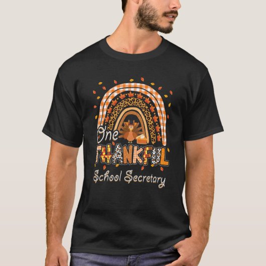 One Thankful School Secretary Thanksgiving Rainbow T-Shirt (Vorderseite)