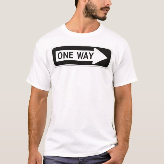 One way black and white street sign T-Shirt (Vorderseite)