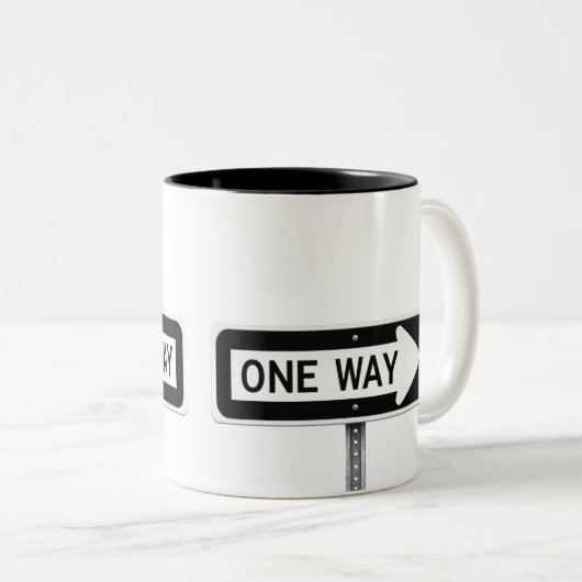 One way sign zweifarbige tasse (VorderseiteRechts)
