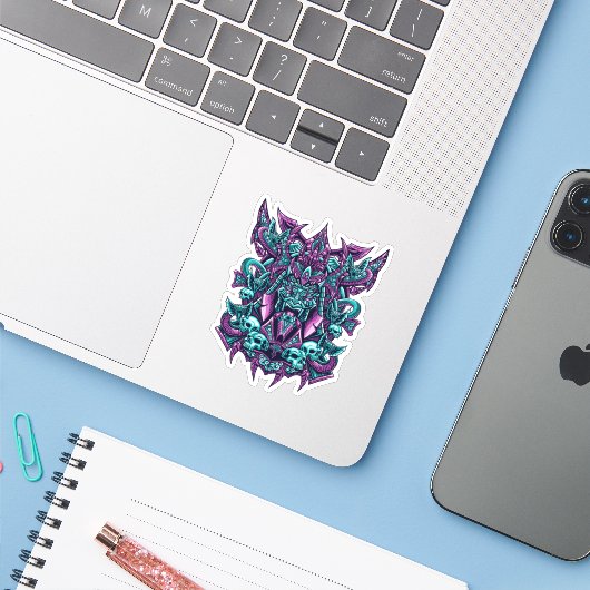 Oni Maske und Skull Aufkleber (Laptop mit iPhone)
