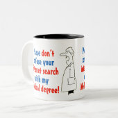 Online-ärztliche Diagnose und ein qualifizierter A Zweifarbige Tasse (Vorderseite Links)