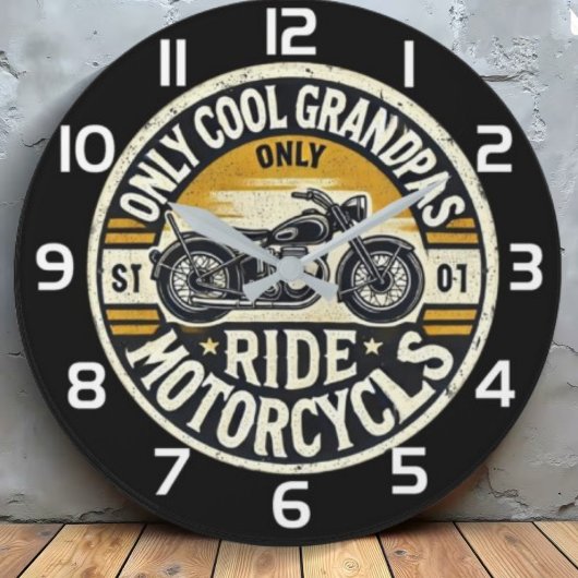 Only Cool Grandpas Ride Motorcycles  Große Wanduhr