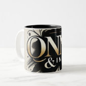 Onna und Tinte Tasse (Vorderseite Links)