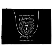Onyx Black Anniversary 7 Jahre personalisiert Große Geschenktüte (Rückseite)