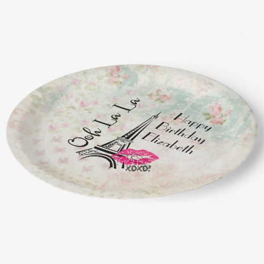 Ooh La Paris Eiffel Tower Happy Birthday Pappteller (Schrägansicht)